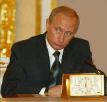 Часы НИИ на столе Президента РФ, 2000-е гг.