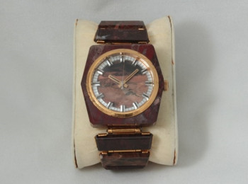 Часы Ракета с корпусом и браслетом из яшмы, 1980-е гг.